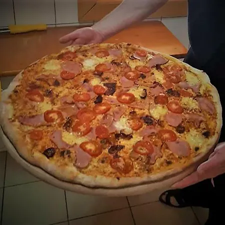 Гостевой дом Racibor Оравски-Подзамок